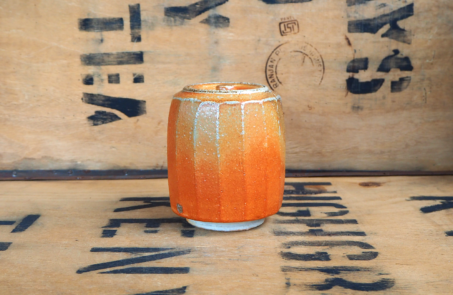 Sodafired Tea Jar (2) by Bob Andrew