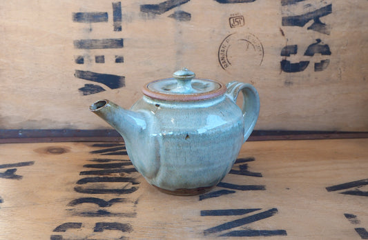 Nuka Teapot by Charlie Collier