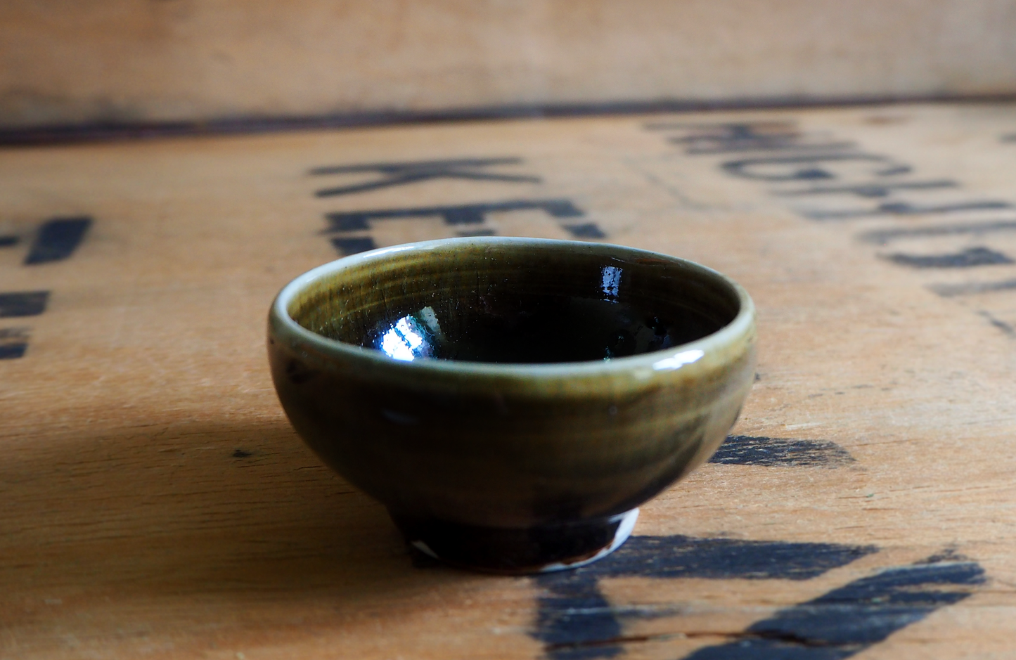 Porcelain Tenmoku Teabowl (21) by Michel François