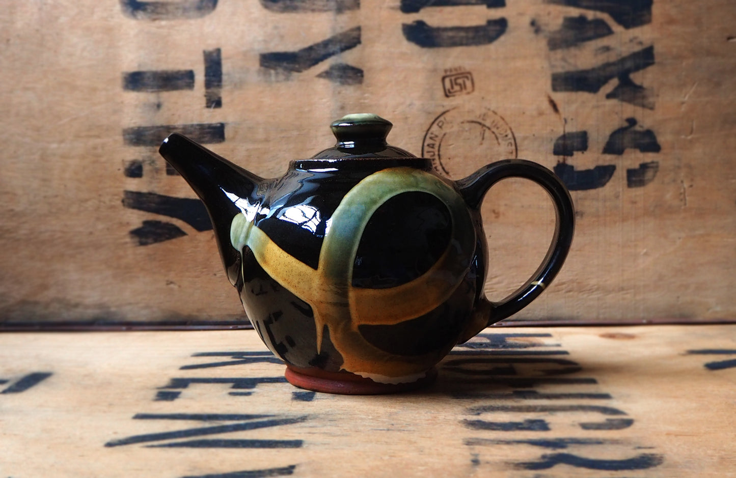 Teapot (1) by Mike Parry