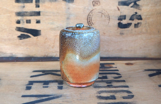Tea Jar (3) by Bob Andrew