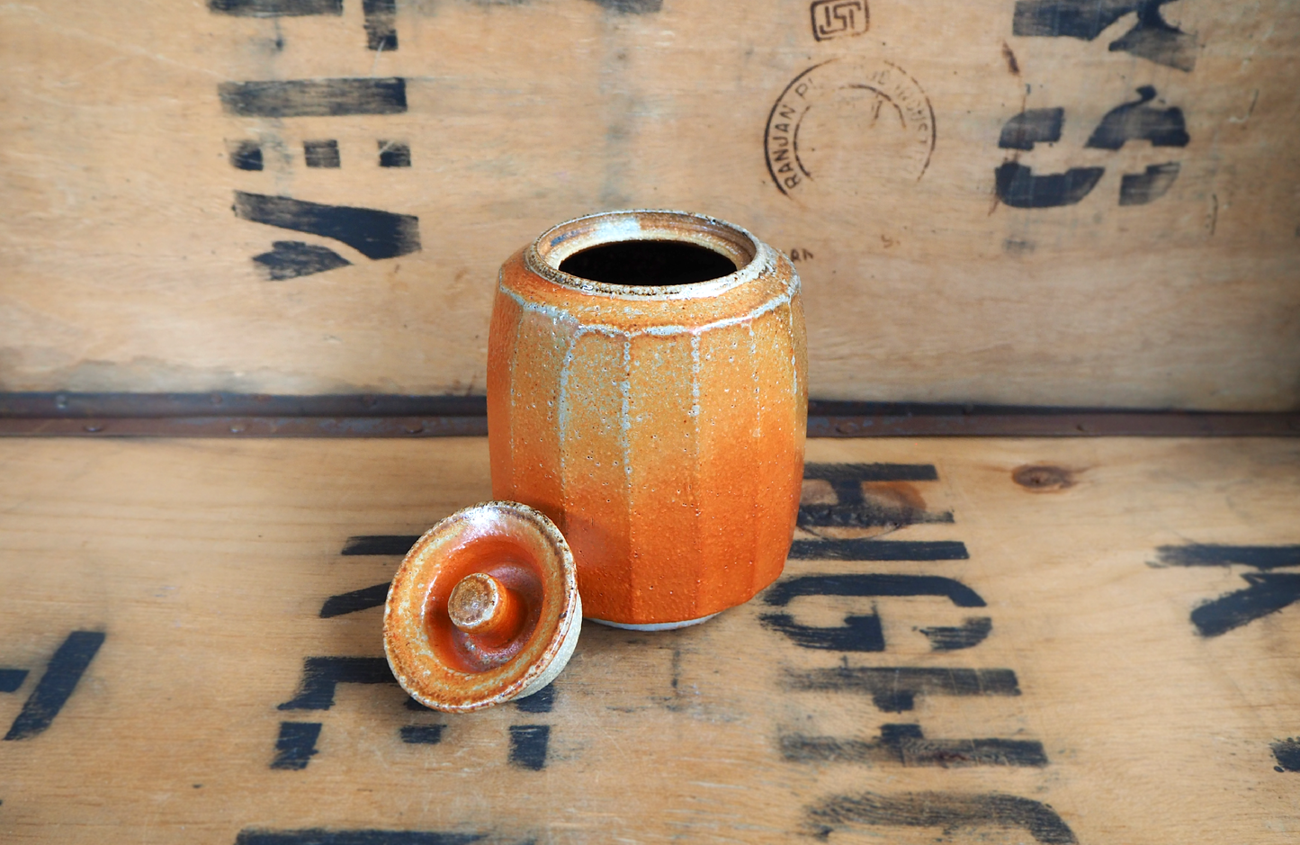Sodafired Tea Jar (2) by Bob Andrew