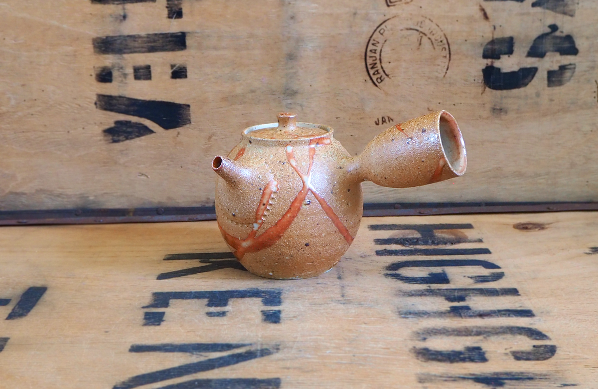 Woodfired Shino Kyusu (4) by Linda Unsworth