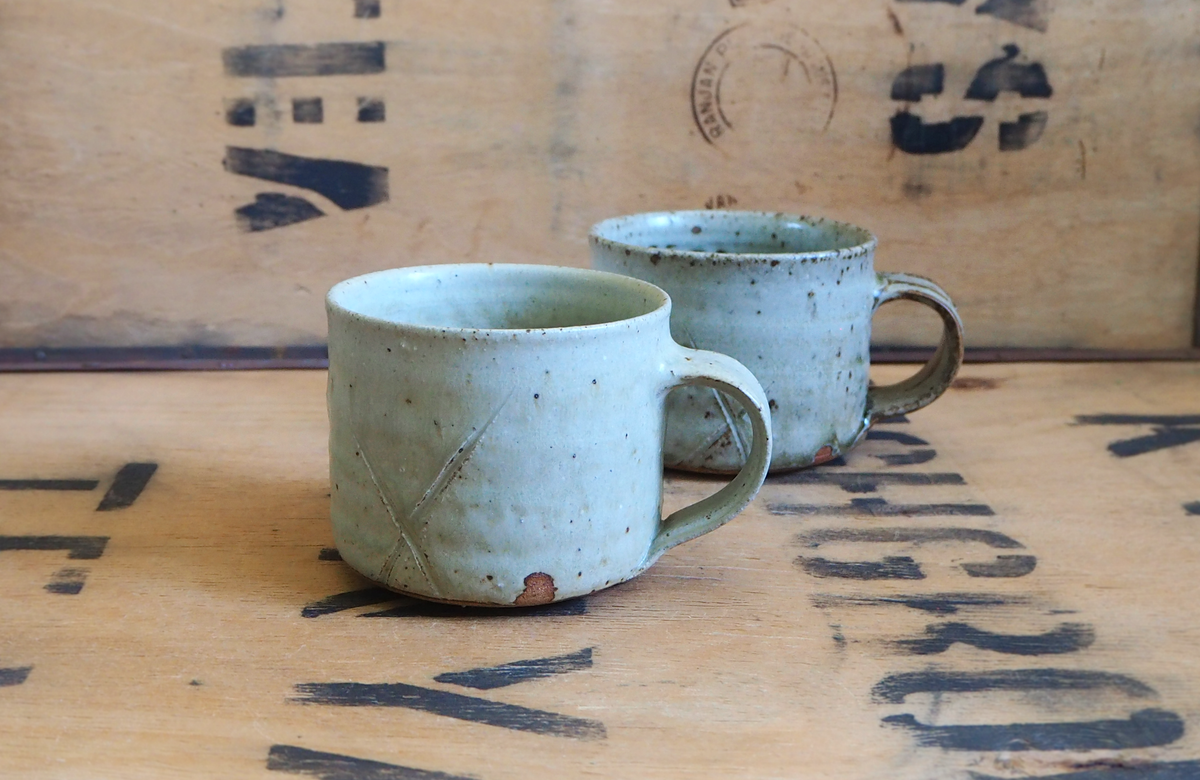 Woodfired Ash Mug by Linda Unsworth
