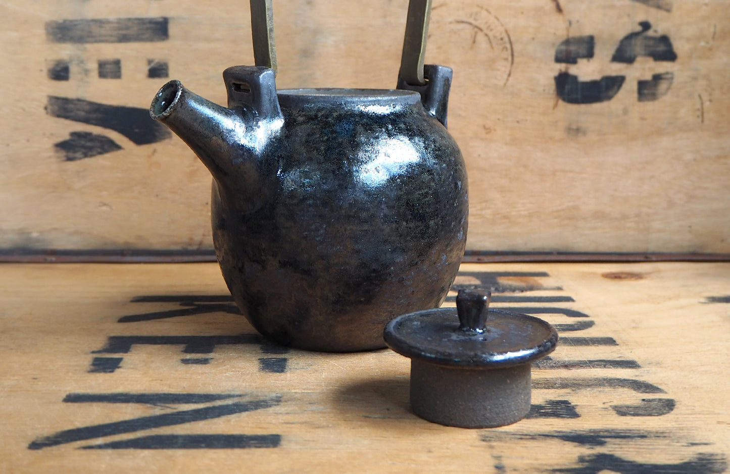 Tenmoku Teapot by Popalini & Jezando