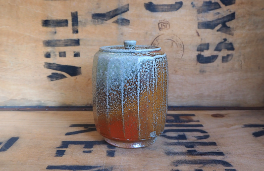 Sodafired Tea Jar (4) by Bob Andrew