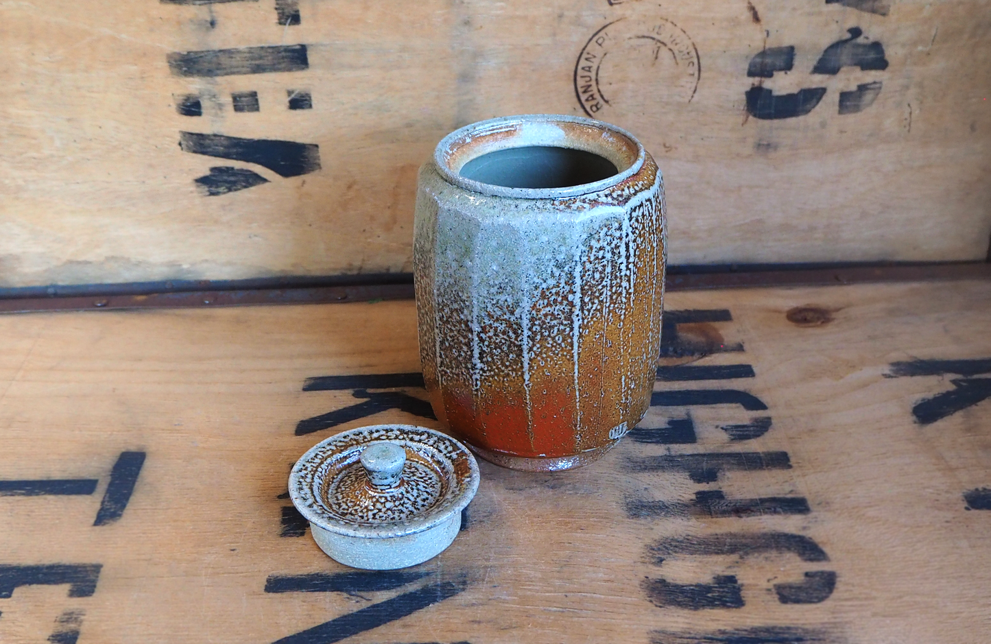 Sodafired Tea Jar (4) by Bob Andrew