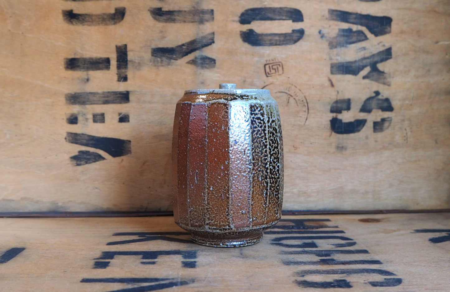 Sodafired Tea Jar (5) by Bob Andrew