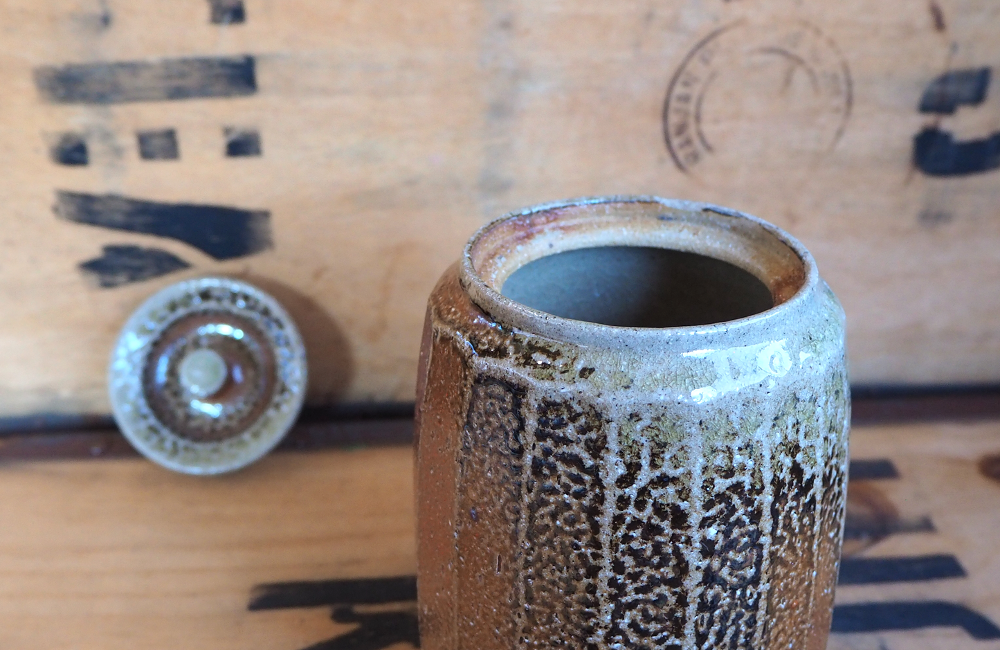 Sodafired Tea Jar (5) by Bob Andrew