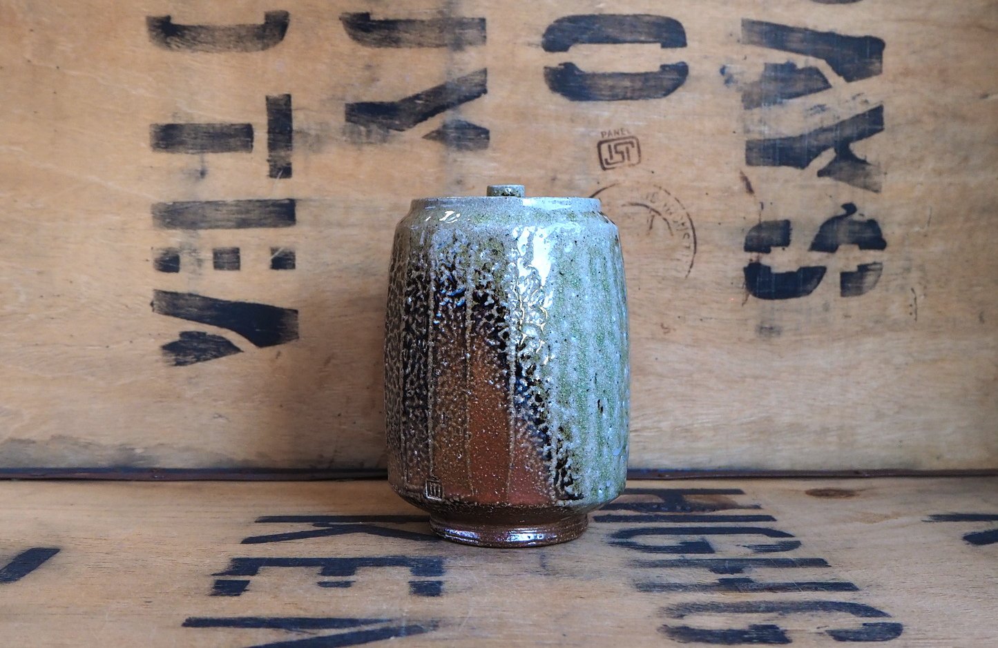 Sodafired Tea Jar (5) by Bob Andrew