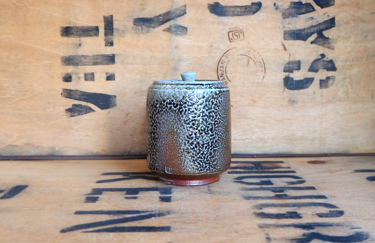 Sodafired Tea Jar (7) by Bob Andrew