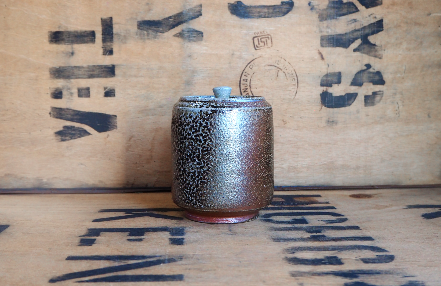 Sodafired Tea Jar (7) by Bob Andrew