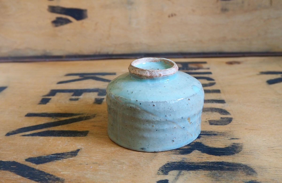 Ash & Celadon Teabowl (5) by Anja Graefe