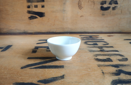 Porcelain Teabowl (8) by Michel François