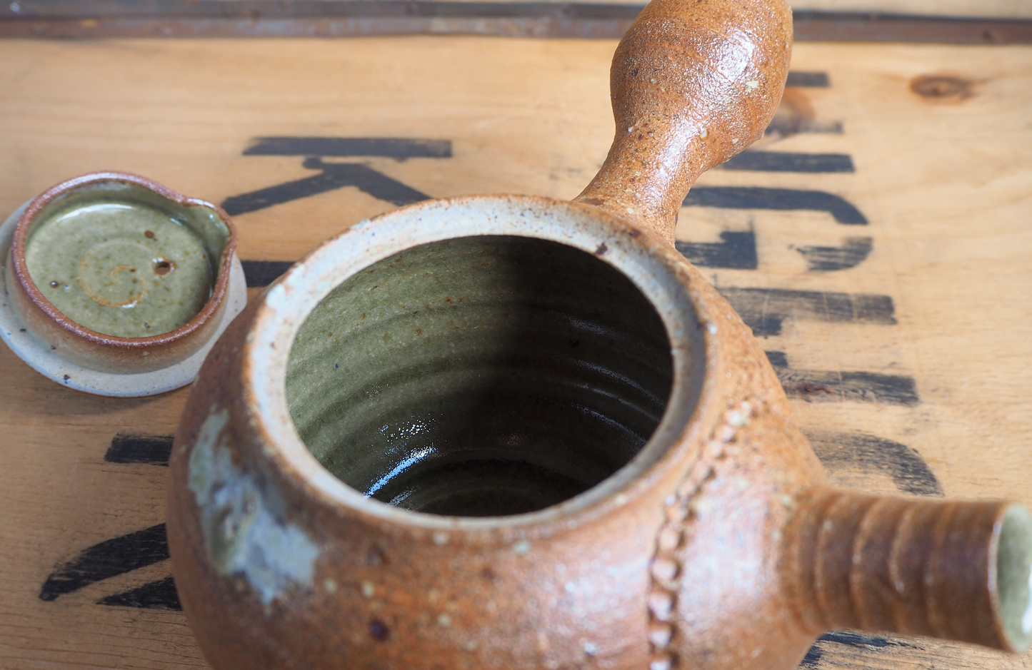 Woodfired Kyusu (2) by Linda Unsworth