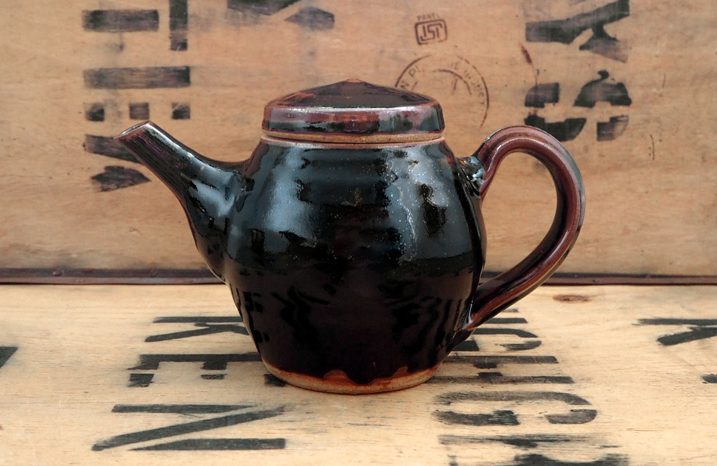 Tenmoku Teapot (2-3 cup) by Jack Welbourne