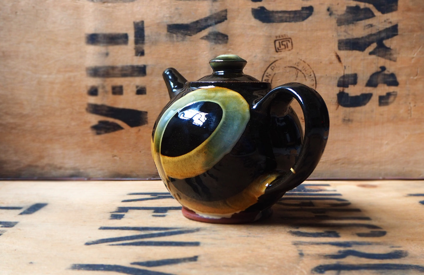 Teapot (1) by Mike Parry