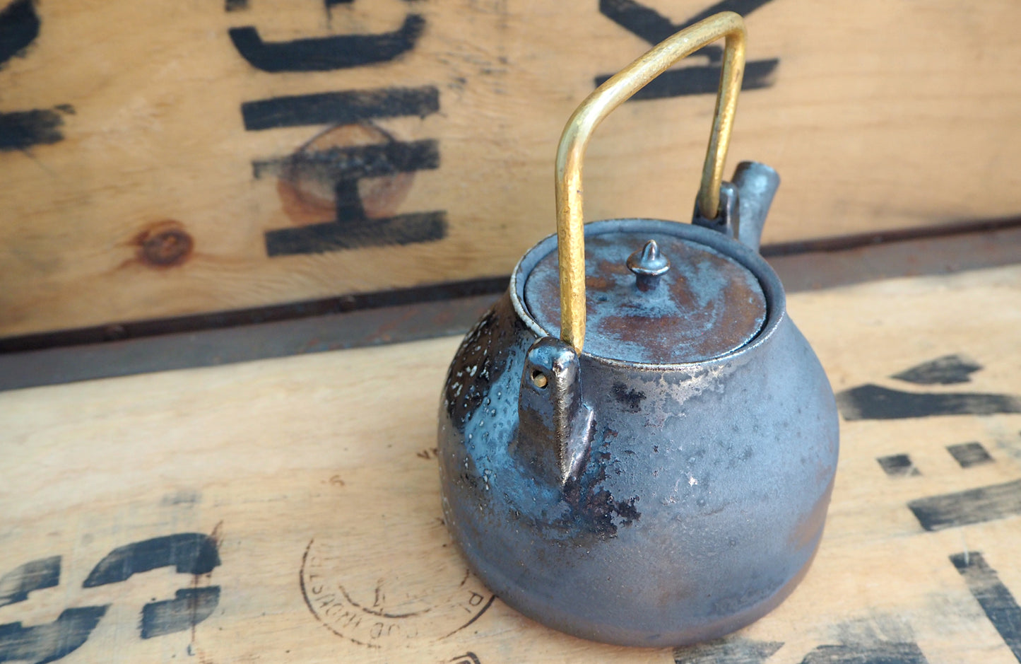 Iron Wash Teapot by Popalini & Jezando